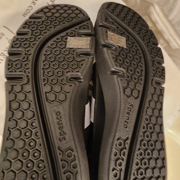 Spenco Women's Karma Stretch Sneaker, Black, 8. NIB - Picture 7 of 11